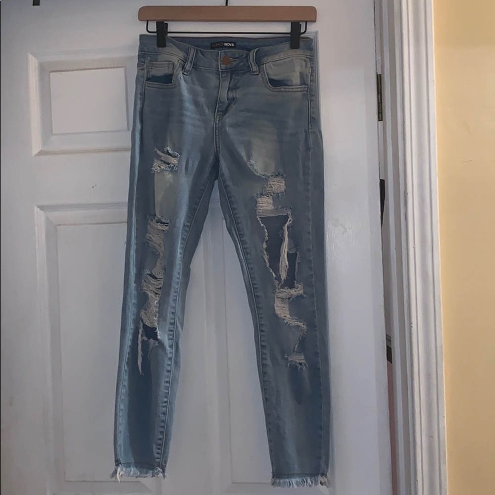 Fashion Nova Pants lowrise ankle jeans riped light